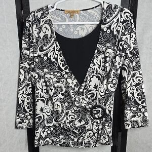 Notations Black and White Paisley Women's Top